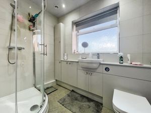 Shower Room - click for photo gallery